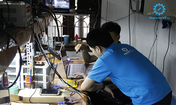 Học sửa chữa máy tính chất lượng
