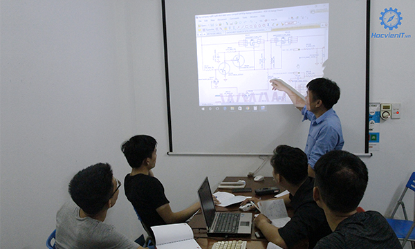 học sửa máy tính tại tphcm không đắt