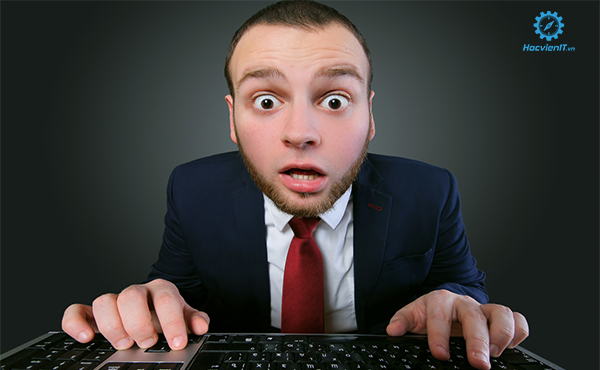 hoc sua laptop mien phí có tốt không