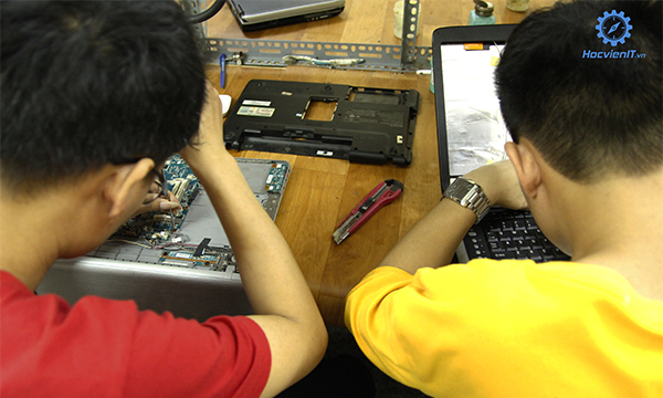 học sửa máy tính uy tín
