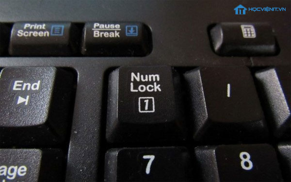 Nút Num Lock