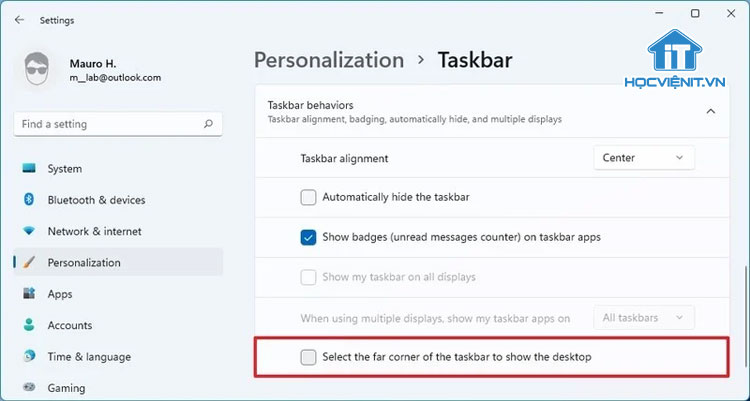 Tích chọn vào Select the far corner of the taskbar to show the desktop