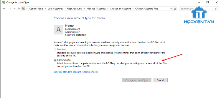 Chọn "Administrator"
